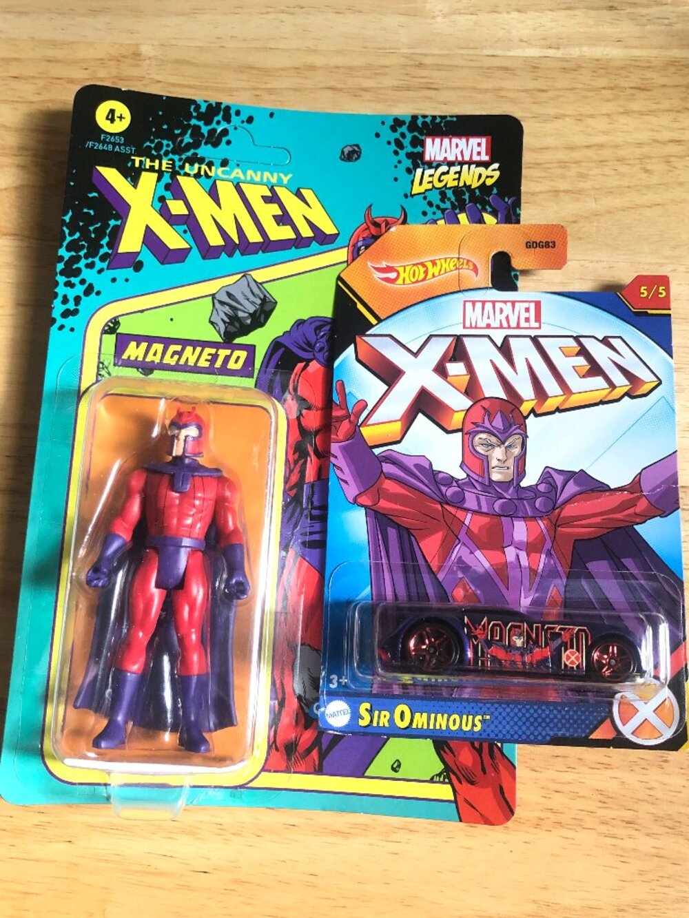 Marvel X-Men Magneto Collectible Set Hot Wheels + Kenner Figure Sealed